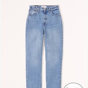 Abercrombie Curve Love Ultra High Rise 90s Straight Jean